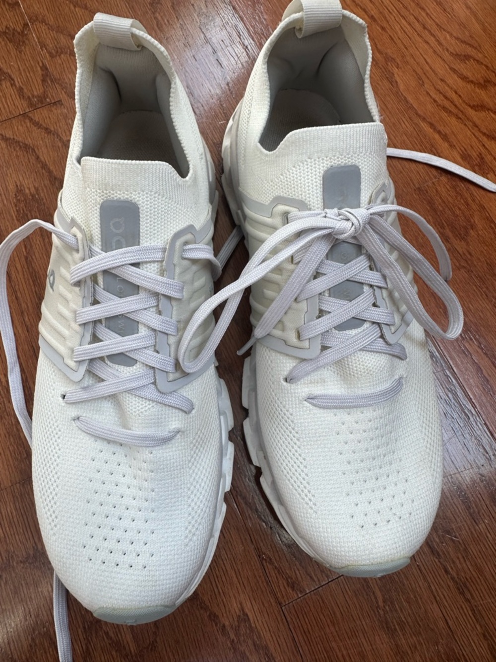 On Running Cloudstyle Lightweight White Knit Sneakers
